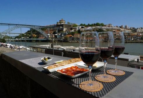 Bares de vinho em Lisboa e no Porto