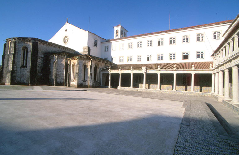 Mosteiro de S. Dinis e S. Bernardo (Mosteiro de Odivelas)