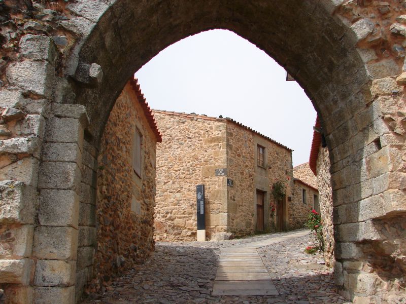 Porta nascente de Castelo Rodrigo