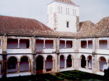 Museu Municipal de Faro - Claustros do Convento de Nossa Senhora da Assunção
