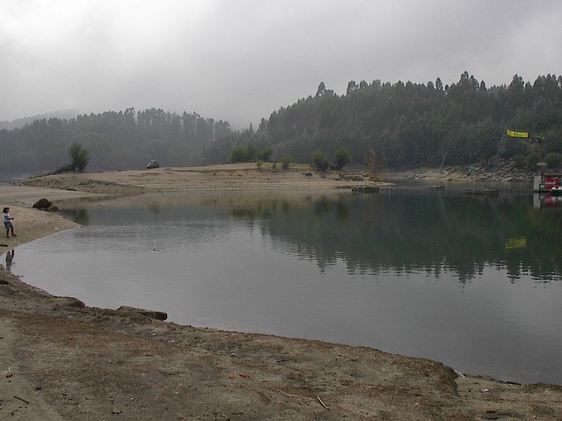 Barragem de Guilhofrei ou de Ermal