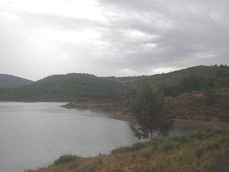 Vista da Barragem e da zona circundante-Barragem da Apartadura