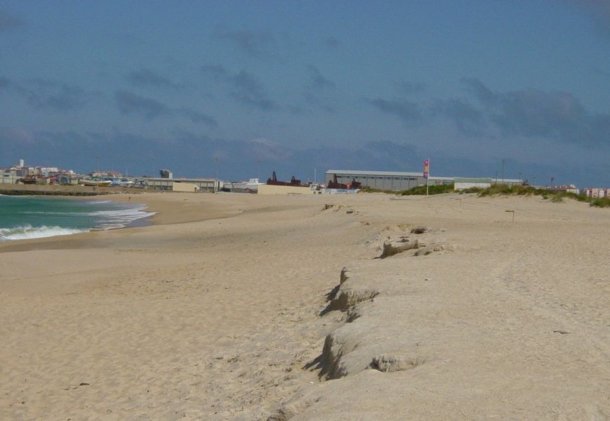 Praia Medão - Supertubos