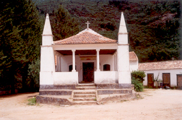 Capela de Nossa Senhora da Piedade de Tábuas