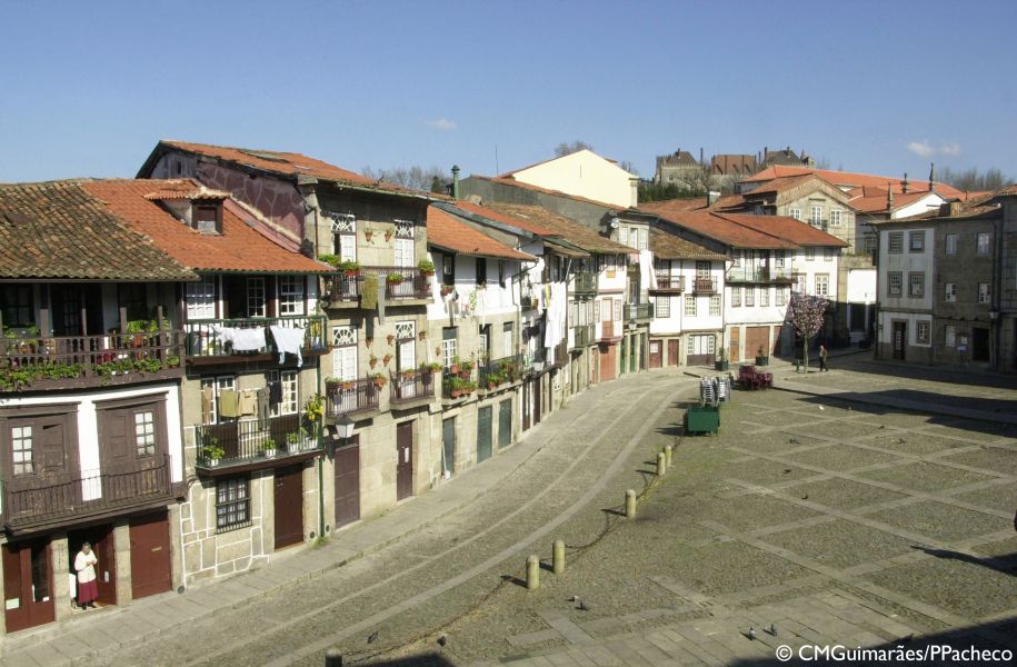 Guimarães - Praça São Tiago