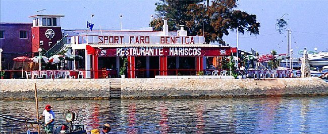 Restaurante Faro e Benfica - Fachada