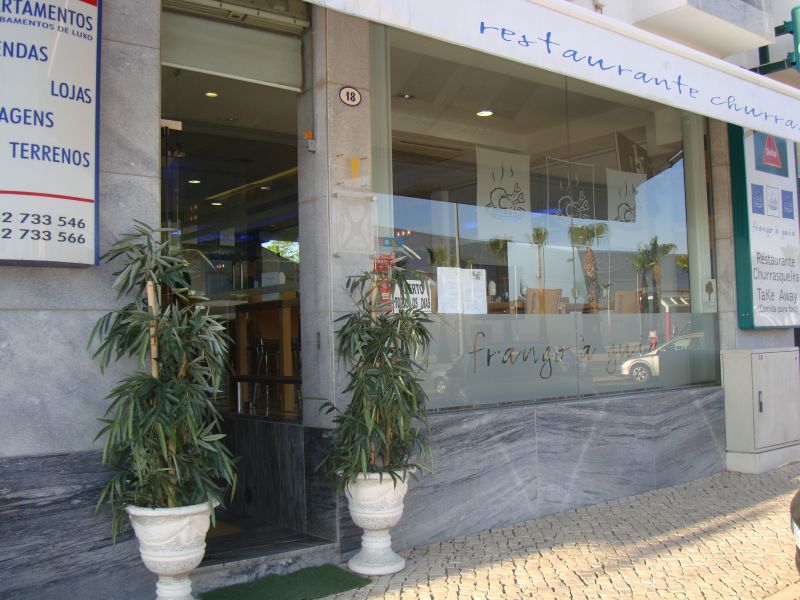 Restaurante Frango à Guia
