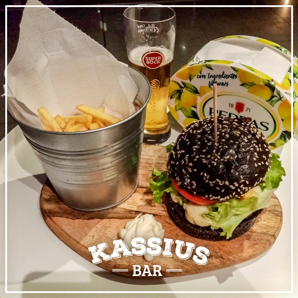 Kassius Bar